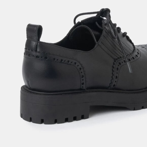 Jenna Oxfords | Size 7WW | Black - Picture 4 of 8